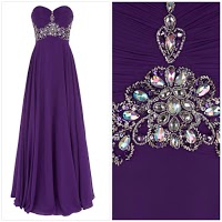 Elegance Dress and Beauty Boutique 1089529 Image 4